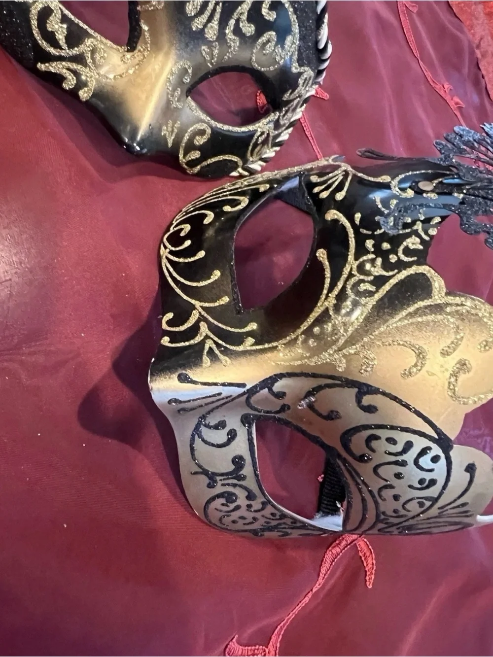 Elegant Black and Gold Masquerade Face Mask - Women's / Men Accessory used once